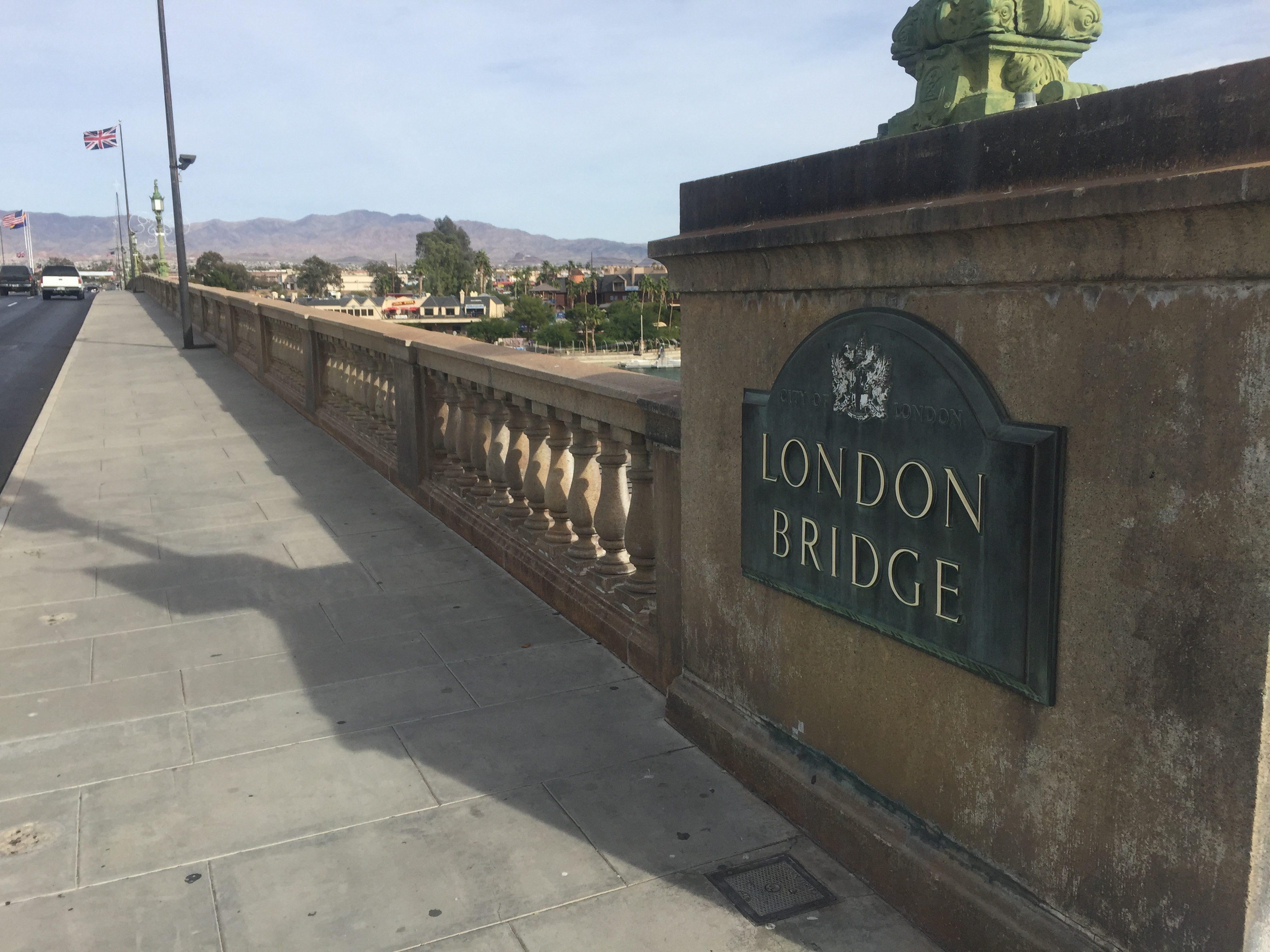 Savoir There How To Walk Across London Bridge Arizona savoir-there-how-to-walk-across-london-bridge-arizona
