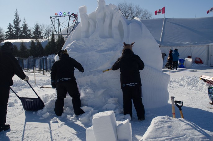 Snow sculpting at Festival du Voyageur