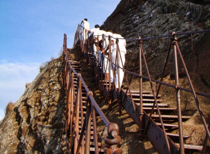 school children on a staircase at Sigiriya