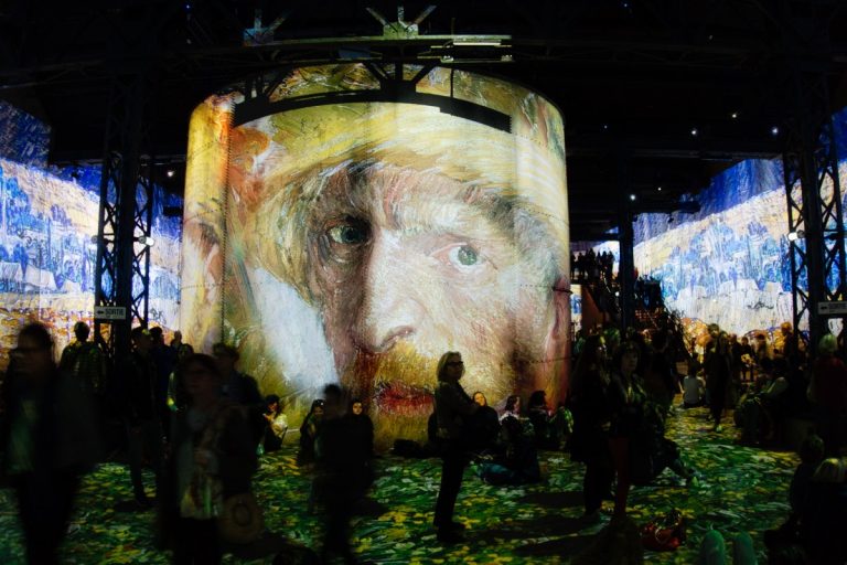 Atelier des Lumières Vincent Van Gogh Face