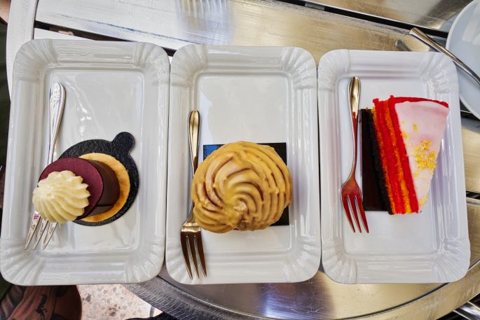 3 different cakes in Prague on a food tour