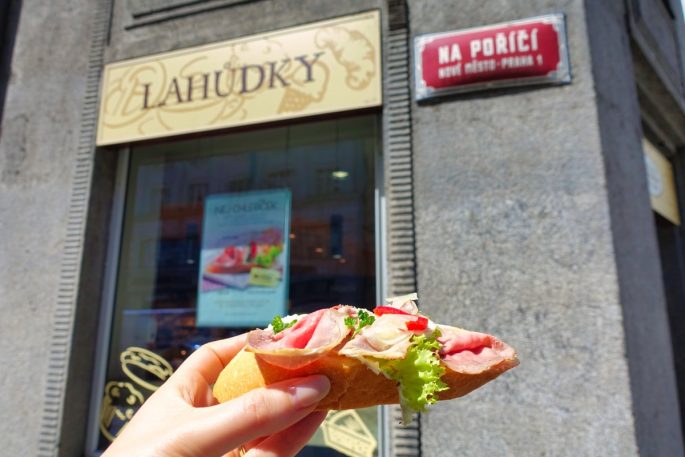 Sandwich outside Liberske Lahudky